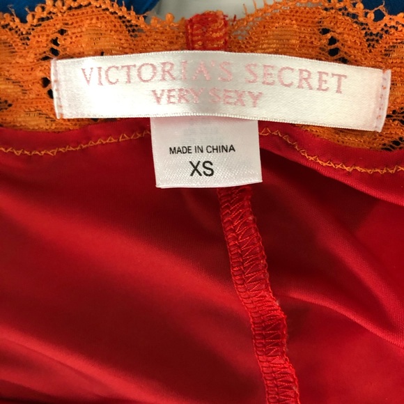 Victoria’s Secret Very Sexy Halter Chemise Nighty - Picture 5 of 5
